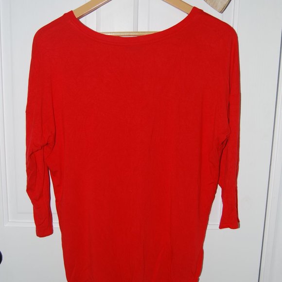 Babaton 3/4 length sleeve shirt in red - Picture 5 of 5